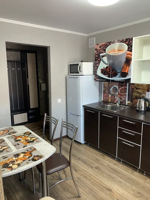 Трешка в центре в районе церкви