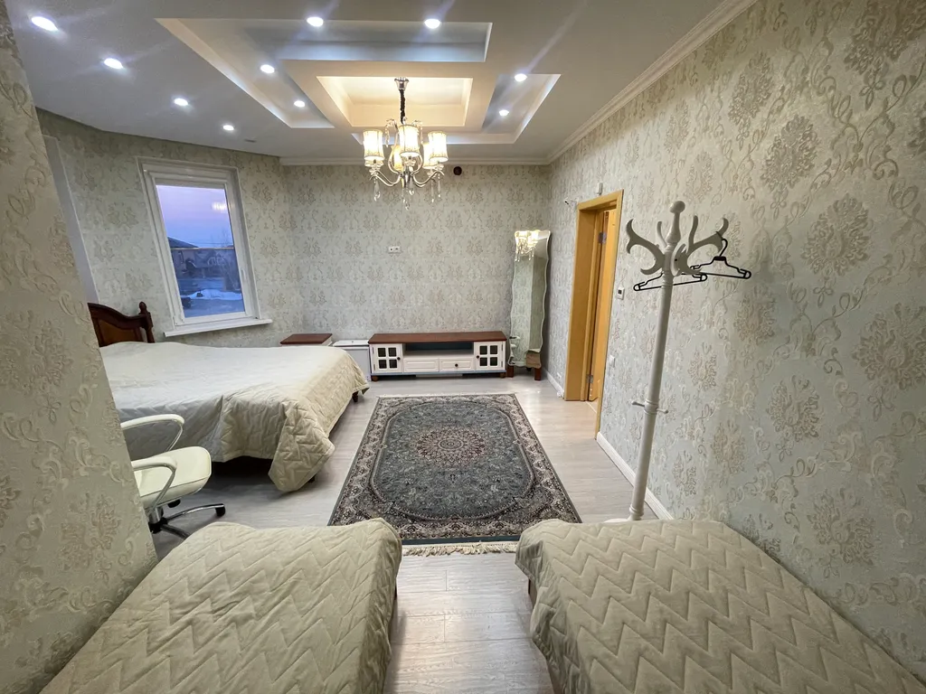 Уютный двухэтажный дом в Южно-Сахалинске в черте города