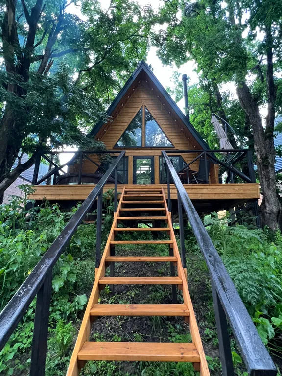 Коттедж Дом с видом на лес рядом с горной рекой — аренда посуточно в Краснодарский