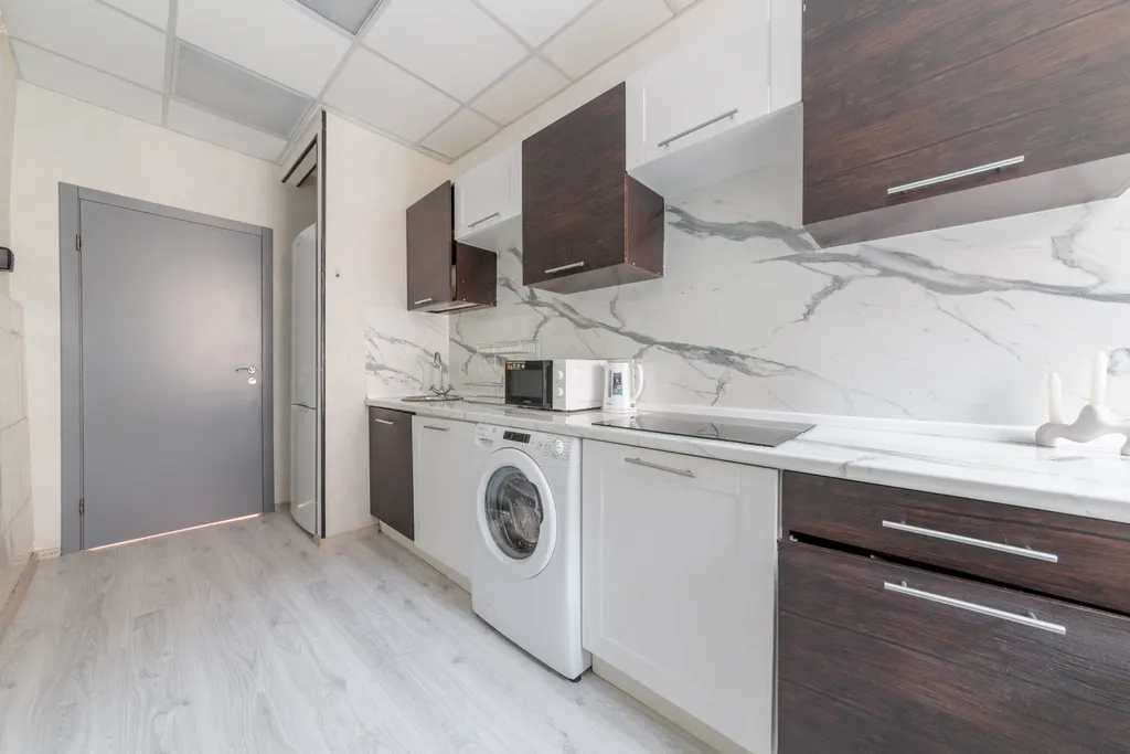 Квартира Просторная квартира у Дворцовой с 4 комнатами DereMRents — Санкт-Петербург