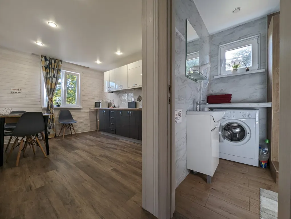 Новый и экологичный дом с бассейном у моря