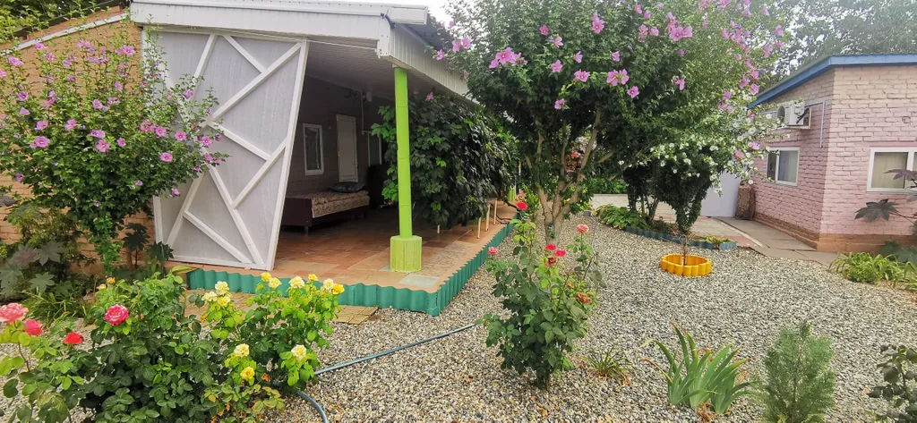 Коттедж 2-комнатный Дом — Кучугуры