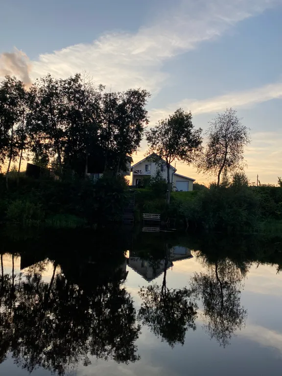 Коттедж Дом на берегу реки Волхов — Волхов