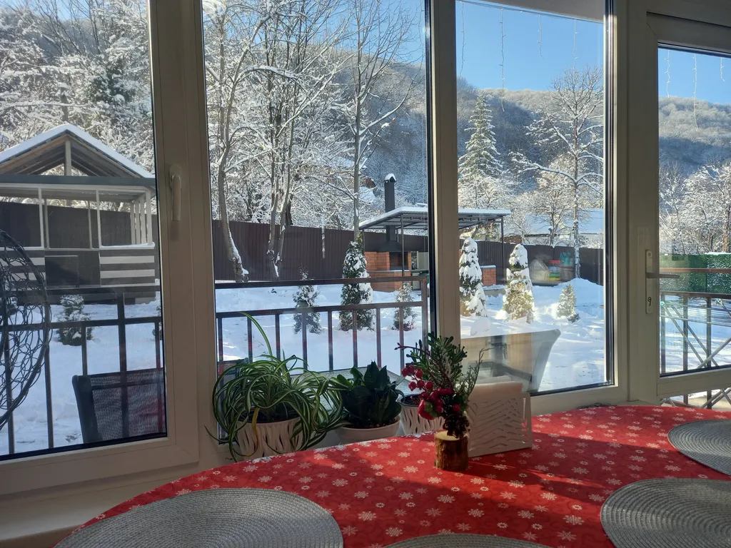 Дом в горах Адыгеи с бассейном