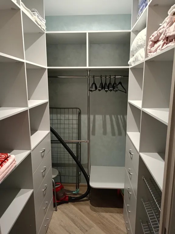 Сказка в городе, двушка с видом на водохранилище, закаты и рассветы