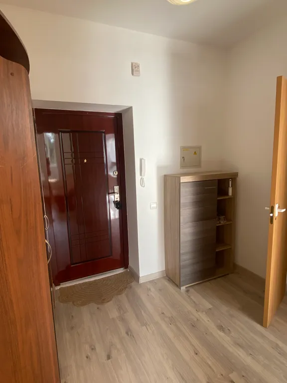 Светлая, уютная квартира в 10 минутах от моря