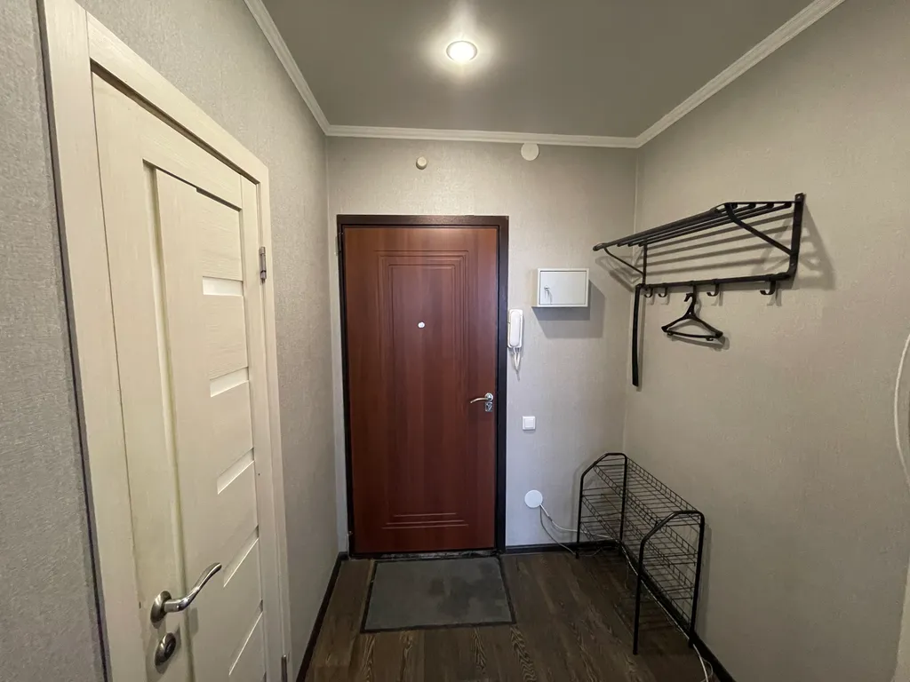 Уютная квартира рядом с аэропортом (5 мест, 15 мин аэропорт, 20 центр)