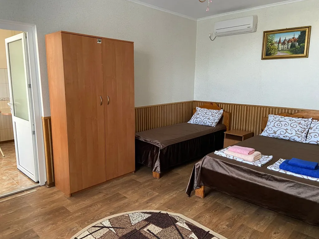 Люкс до 4-х человек 1-2 этажи