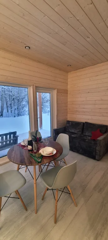 Современный дом у каньона реки Лава, с баней и видом на ручей