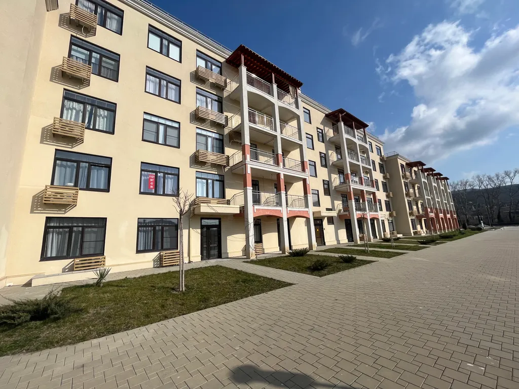 Апартаменты с бассейном