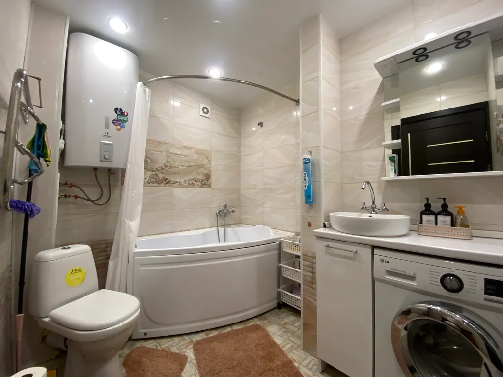 Уютная квартира в спальном районе около парка Гагарина