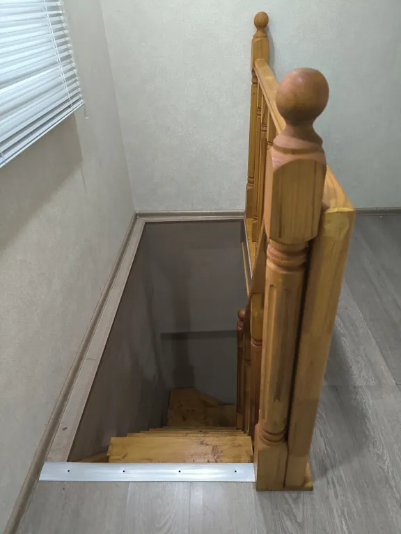 Эллинг на берегу