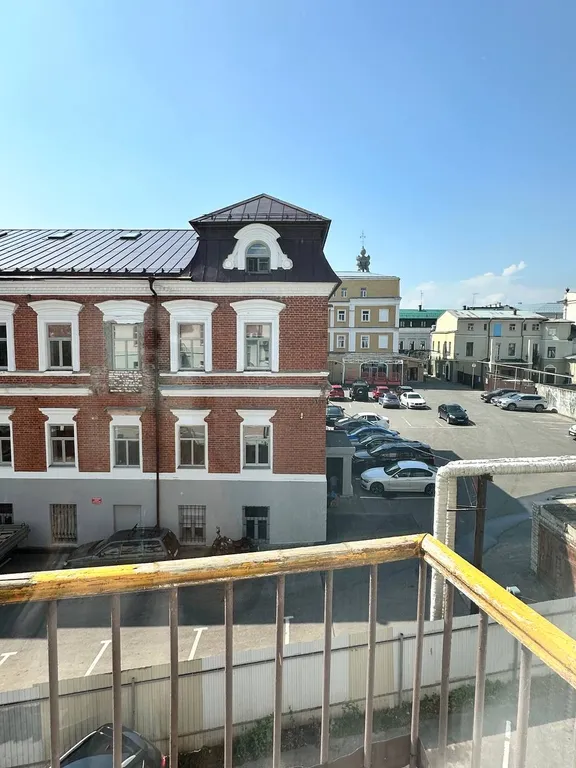 Уютная квартира в центре города с видом на парк черное озеро