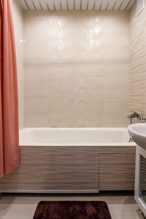 Рядом краевая больница. Центр города