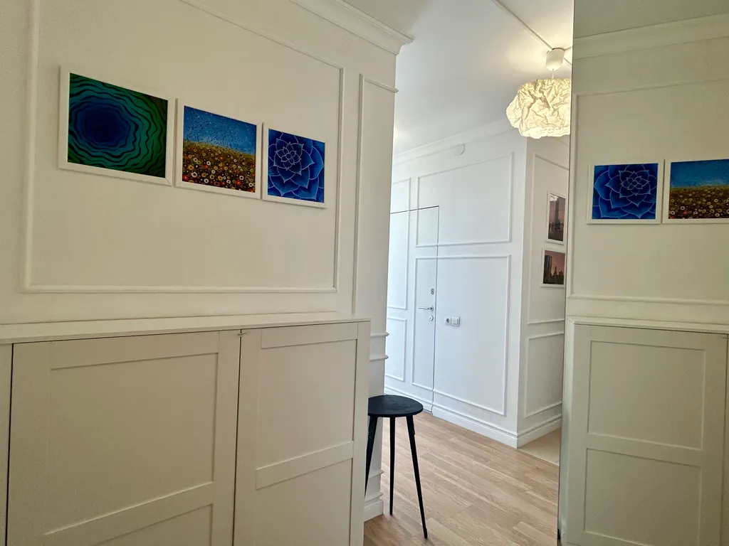 Встречайте рассветы в дизайнерской квартире с видом на Останкино.