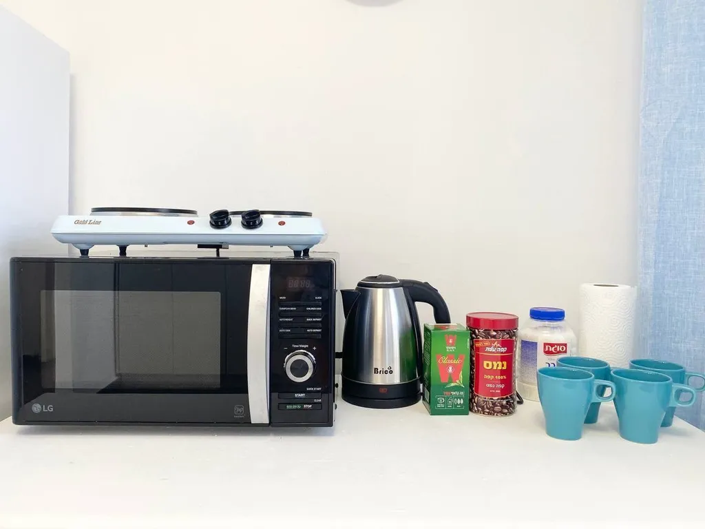 Deluxe рядом с Средиземным морем