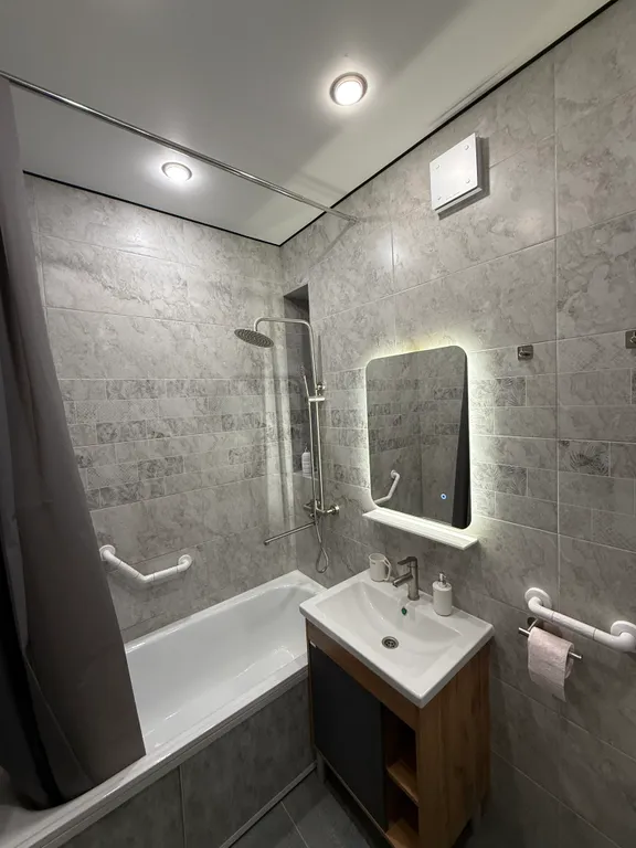 Квартира с видом на горы, Сахалин