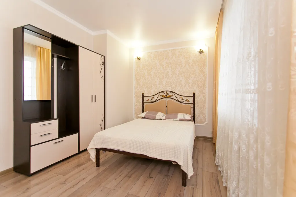 Коттедж Часть дома с отдельным входом с бассейном — Анапа