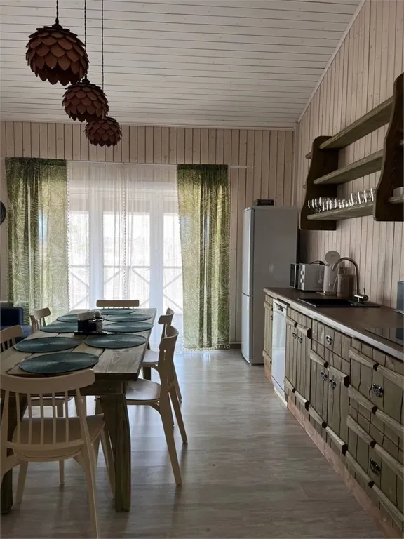 4-комнатный Дом