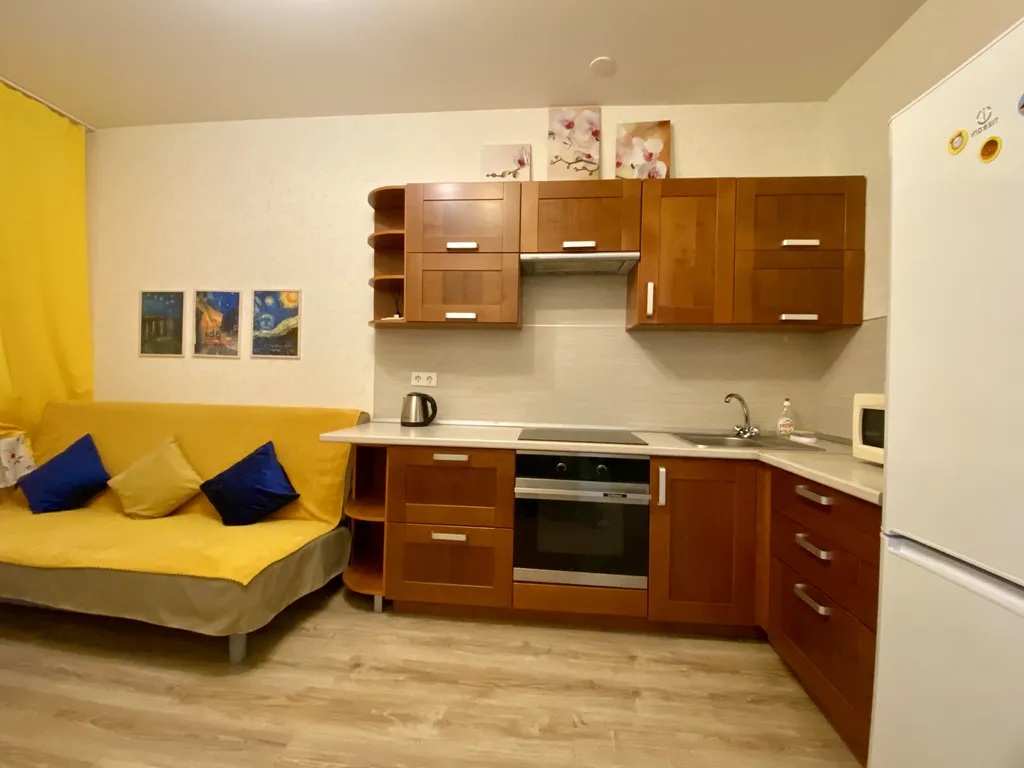 Евродвушка у метро - 400 метров!