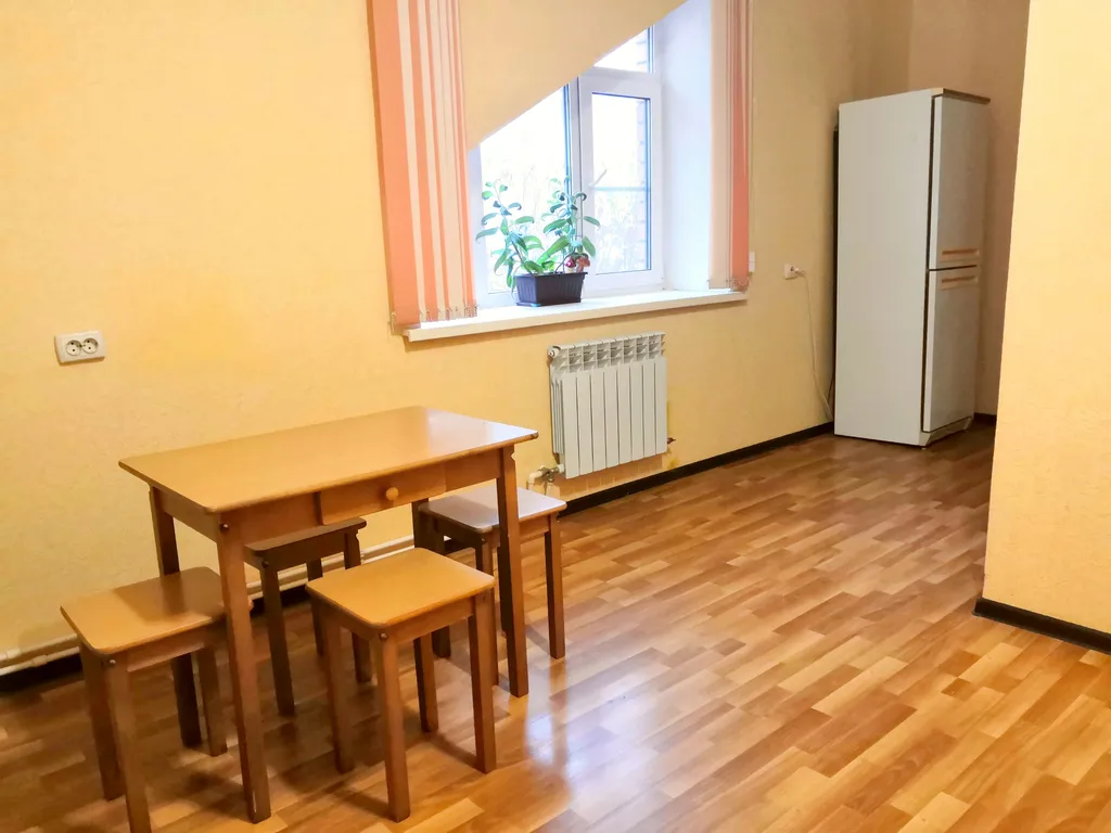 Эконом двушка в районе площади Победы