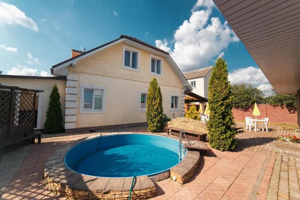 Усадьба Славная