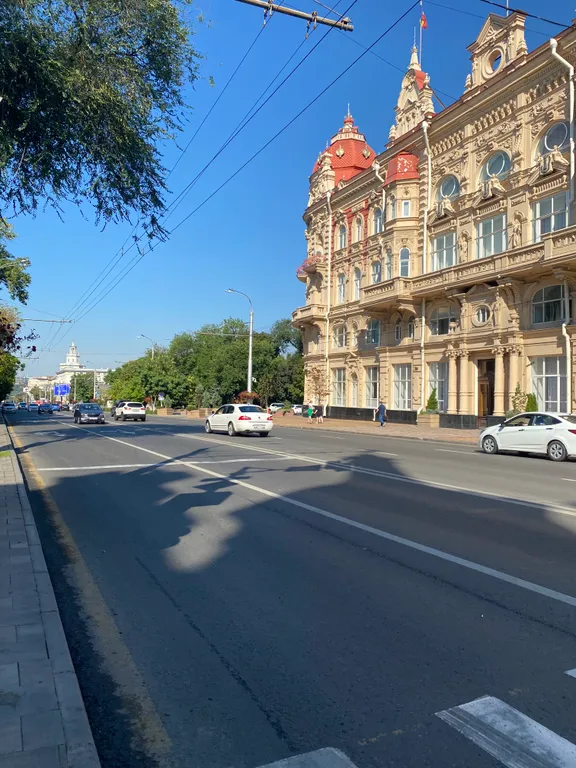 4-комнатная квартира в историческом центре