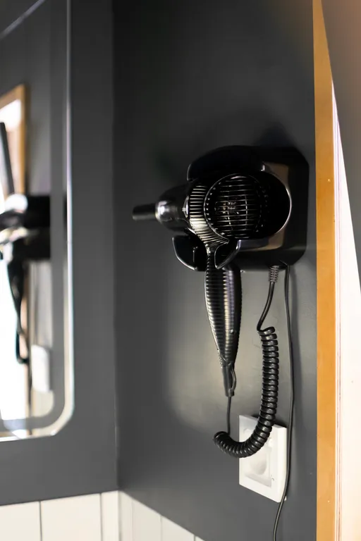 Коттедж Уютный двухуровневный домик с панорамными окнами на лес — Глинка