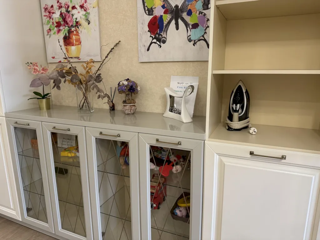 Первая береговая с видом на море и террасой – Толстый мыс