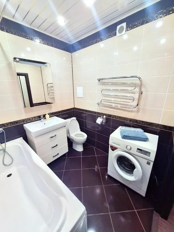 Квартира с двумя балконами на выезде