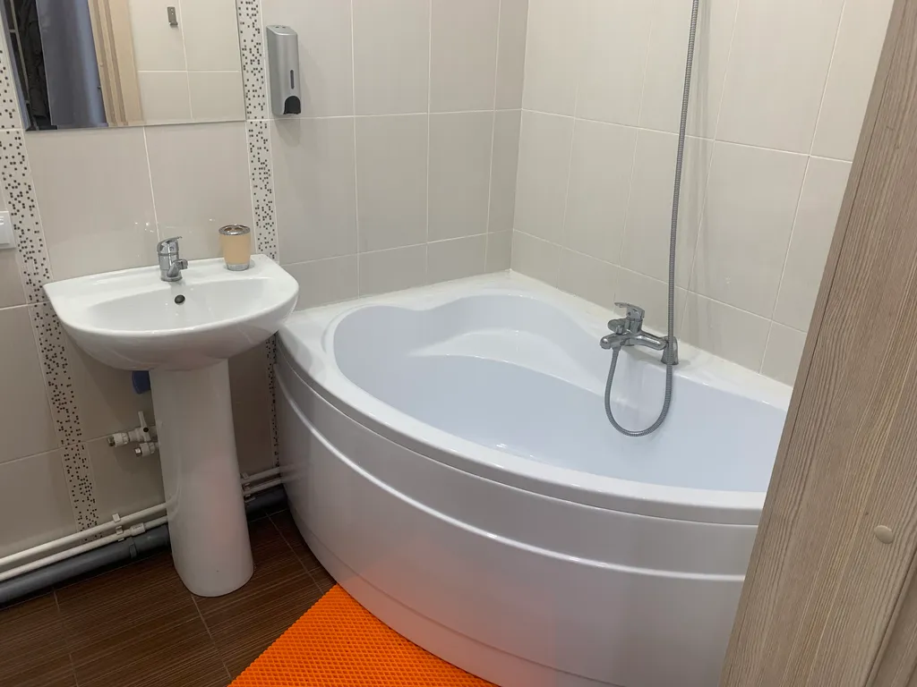 Квартира Уютная теплая полноценная квартира с видом на горнолыжную трассу — Красноярск