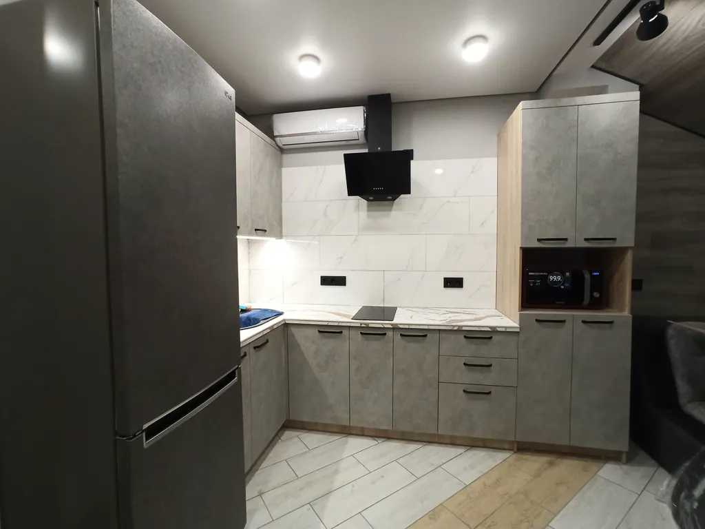 Квартира Уютная современная 1-комнатная квартира мансардного типа — Владикавказ