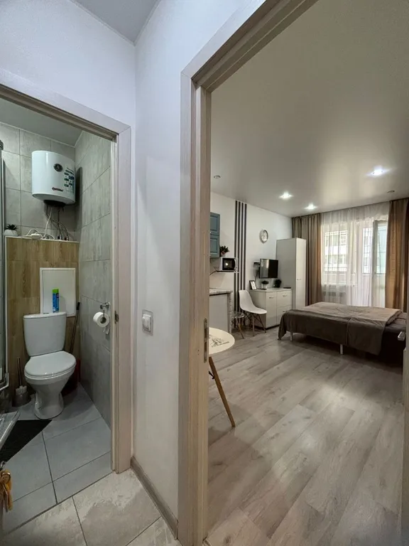 Студия бежевая в центре города