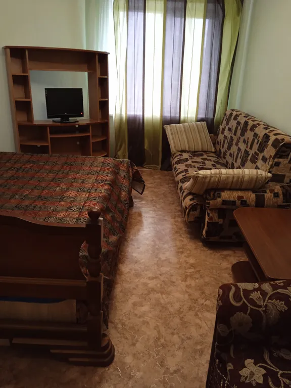 Уютная квартира рядом с ТЦ Круиз