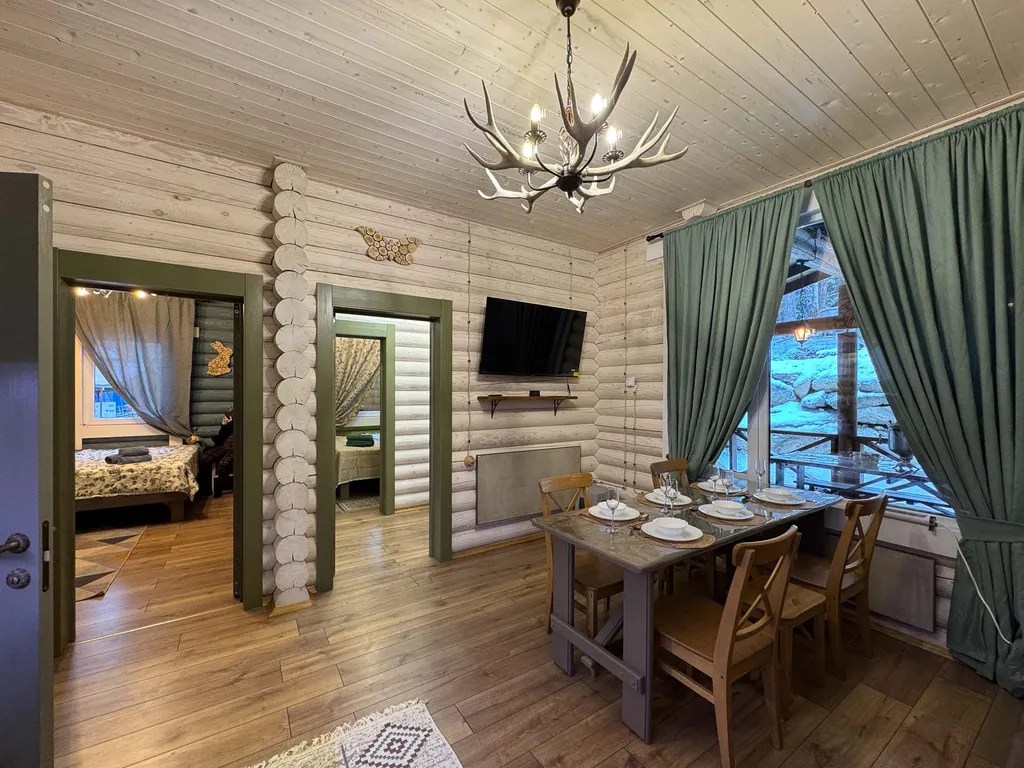 Жилой дом из сруба