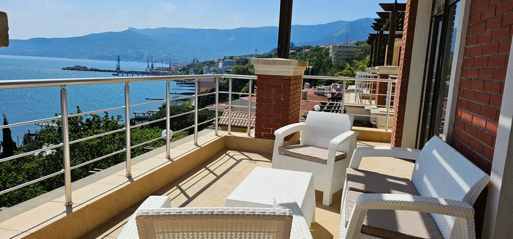 Апартамент с тремя спальнями