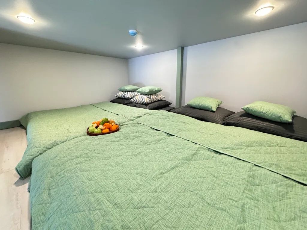 Дизайнерская квартира на 6 человек