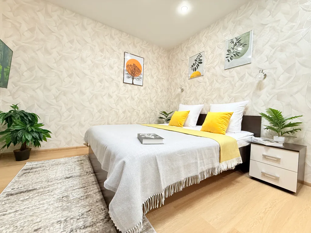 Новая однокомнатная у ТЦ Тополь