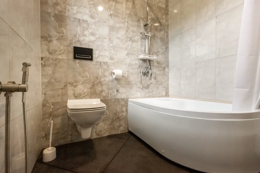 Дом с чаном у Гуамского ущелья