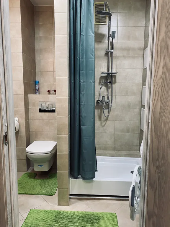 Квартира-студия с новым дизайнерским ремонтов в новом доме