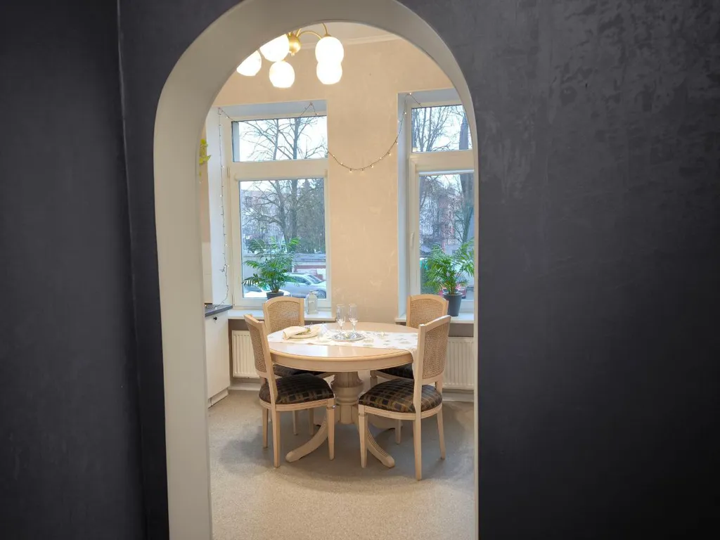 Квартира Квартира профессора в центре  у парка Луизы — Калининград