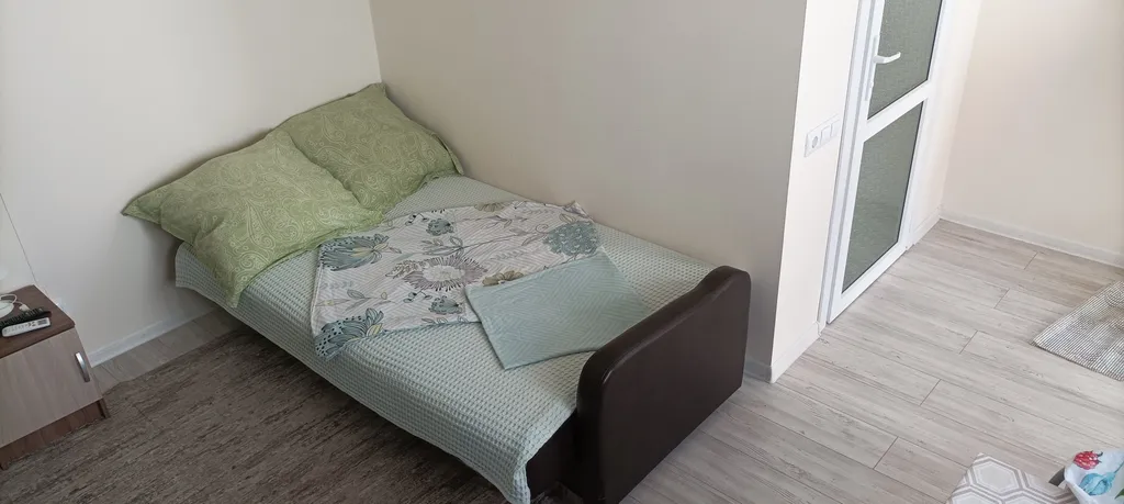 Квартира Комфортабельная комната в гостевом домике в тихом районе — Витязево