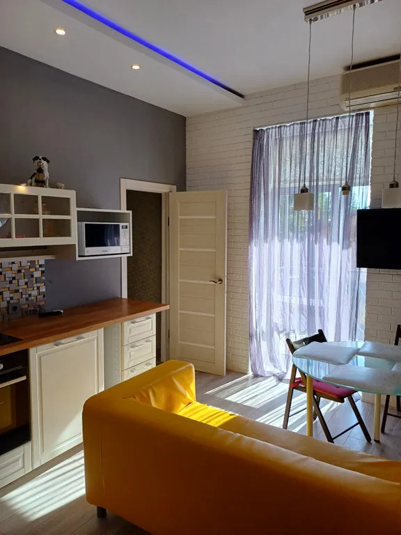 Квартира 2-комнатная Квартира — Самара