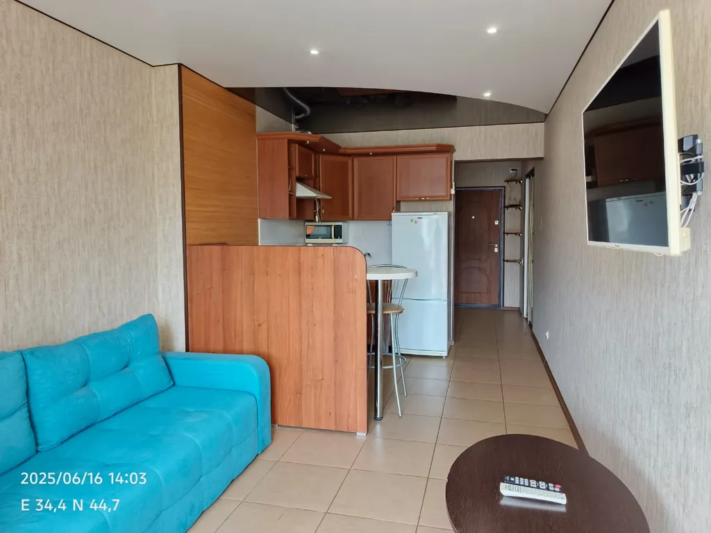 Квартира с видом на горы и море