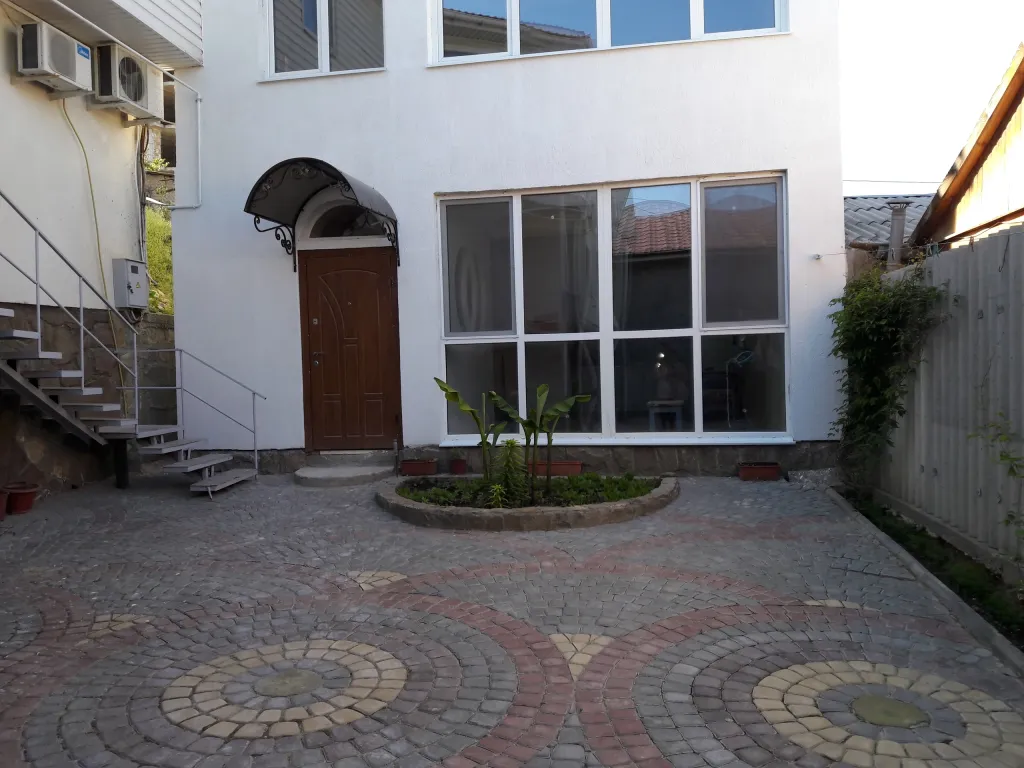 Коттедж Уютный коттедж с видом на горы — Судак