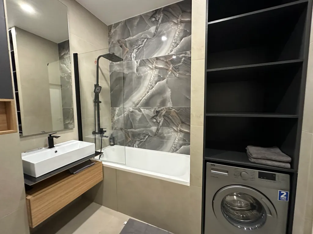 Большая дизайнерская квартира в центре, у стадиона и Мамаева кургана