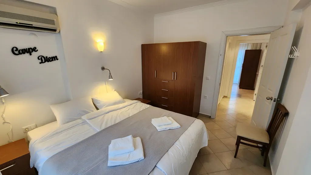 Двухкомнатные апартаменты в Гейнюке