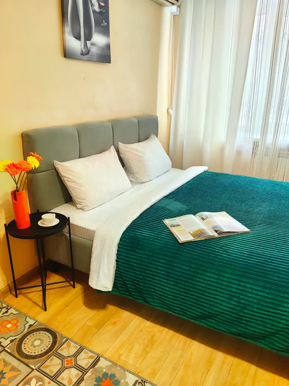 Апартамент возле Ворошиловского ТЦ