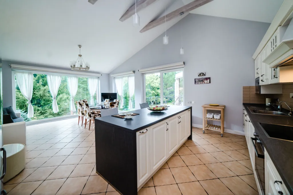 Дом в Красногорске с бассейном и сауной