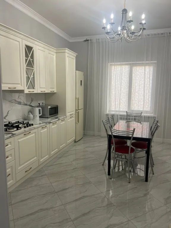 5-комнатный Дом